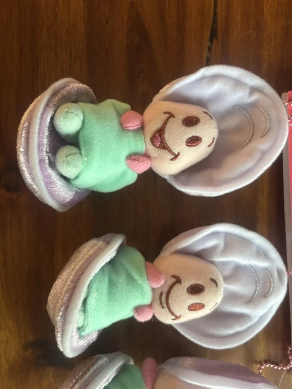 Set Of 3 Baby Oysters Disney Alice In Wonderland Plush Keychain Tokyo Disney